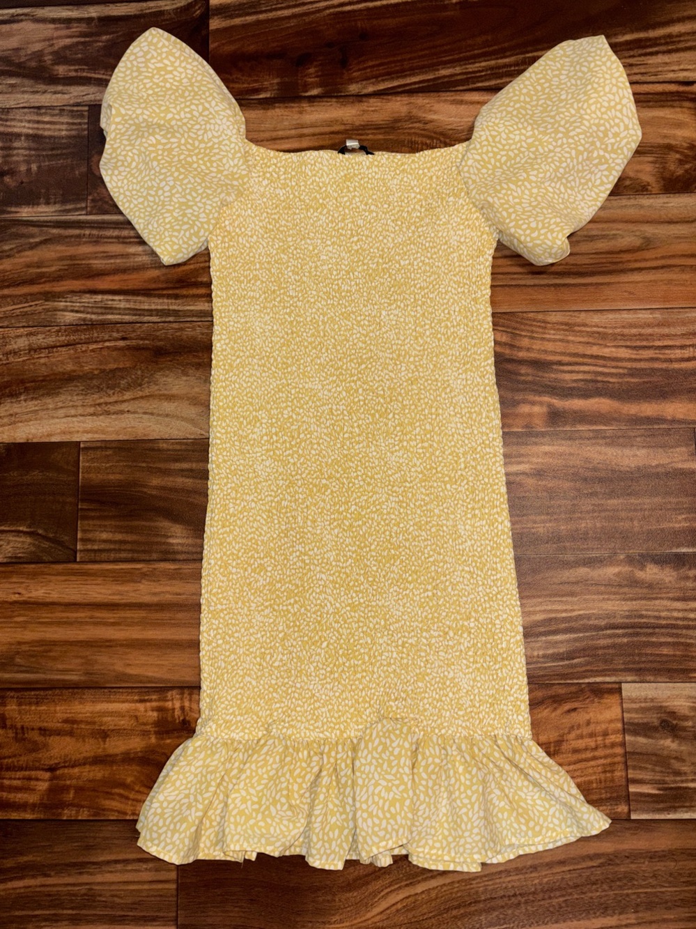 Vanessa Lab Yellow Puff-Sleeve Ruffle Hem Dress